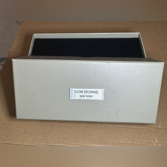 Authentic Thom Browne 58MM Round Sunglasses – Navy – NIB - Picture 10 of 10